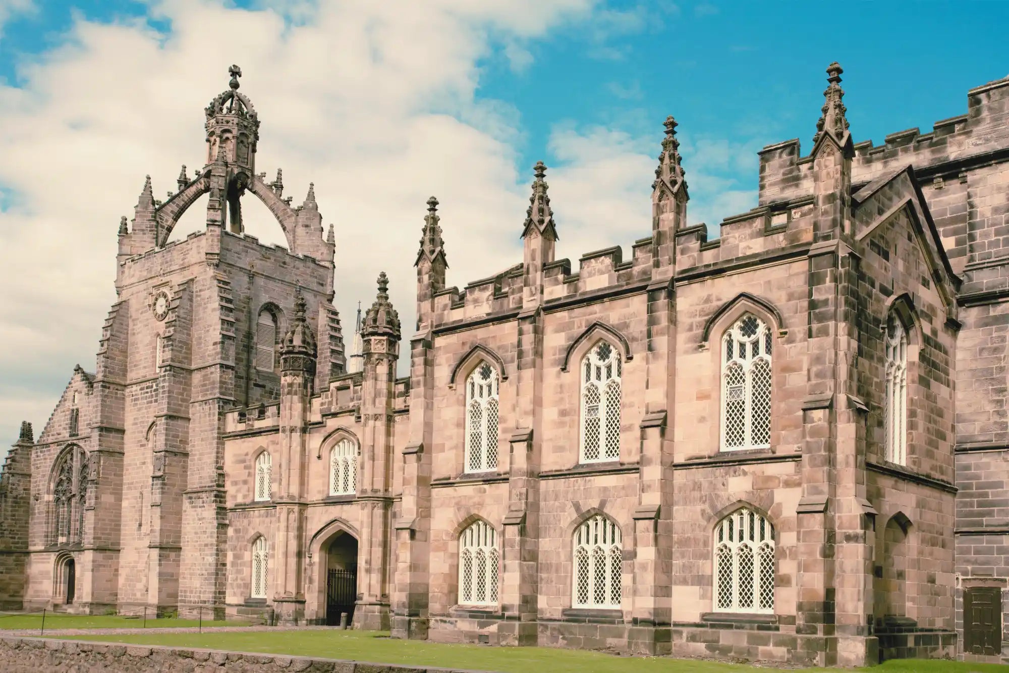 Aberdeen university historic buildings